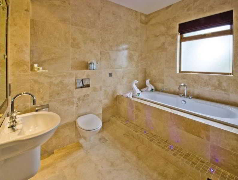 Ard Ri House Hotel Туам Экстерьер фото